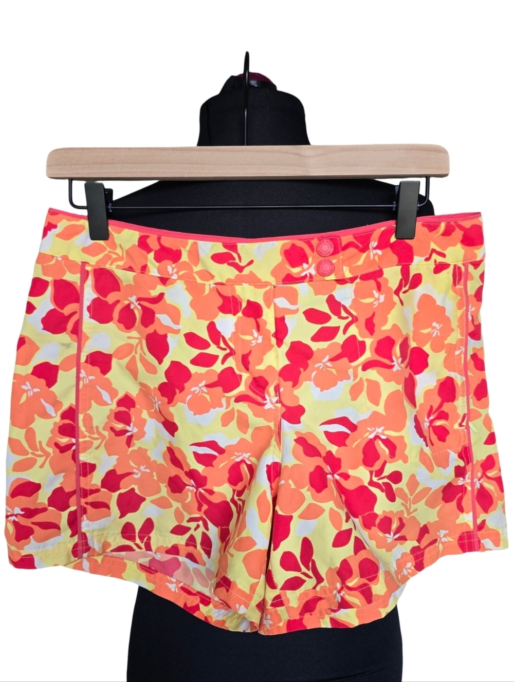 Eddie Bauer Floral Swim/Active Shorts in Yellow, Orange, Pink Size 6
